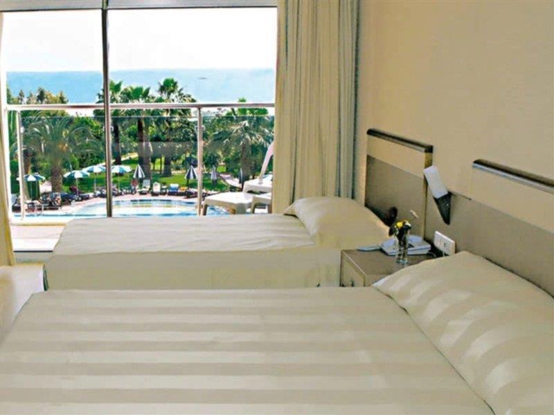 Hane Hotel Kumkoy Екстериор снимка
