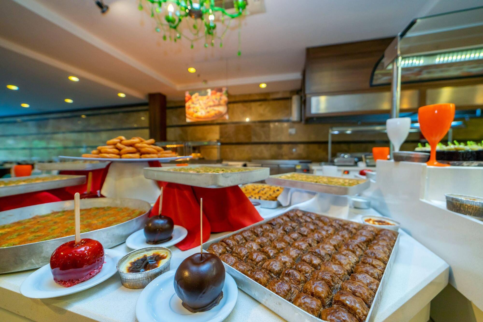 Hane Hotel Kumkoy Екстериор снимка
