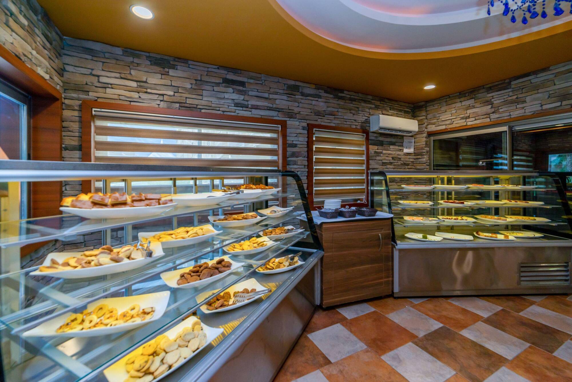 Hane Hotel Kumkoy Екстериор снимка